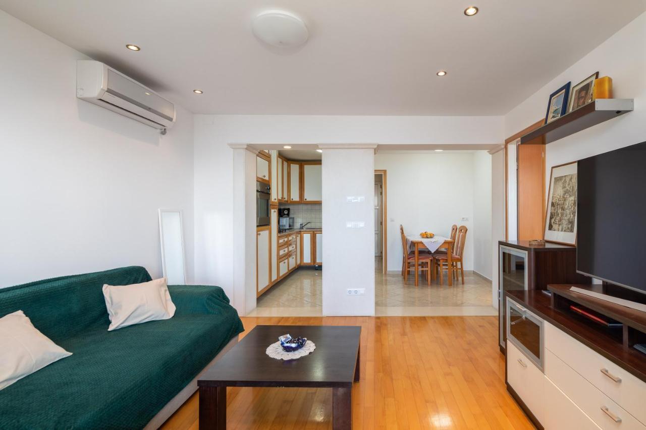 Sunny Vista Apartment Omis Bagian luar foto