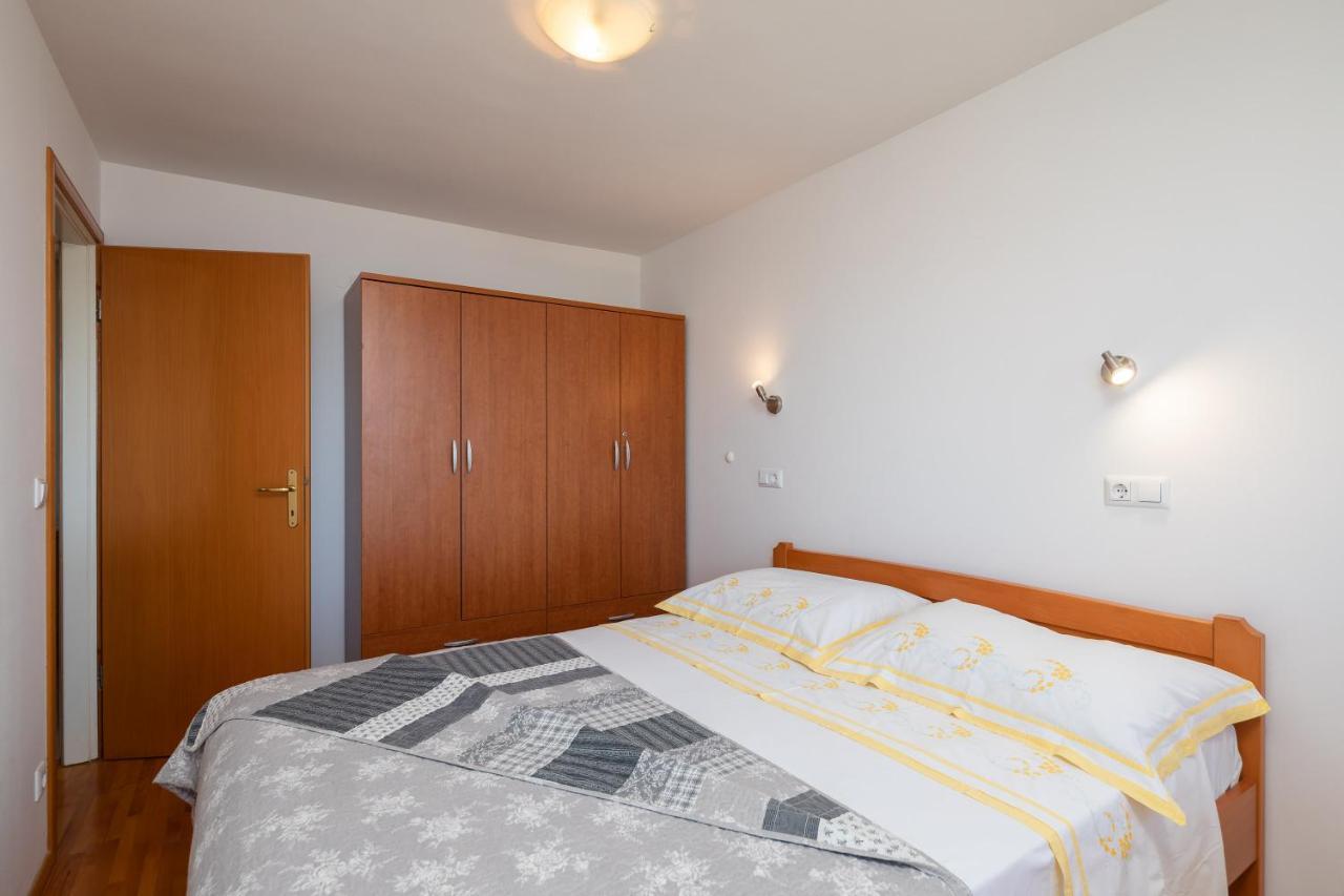 Sunny Vista Apartment Omis Bagian luar foto