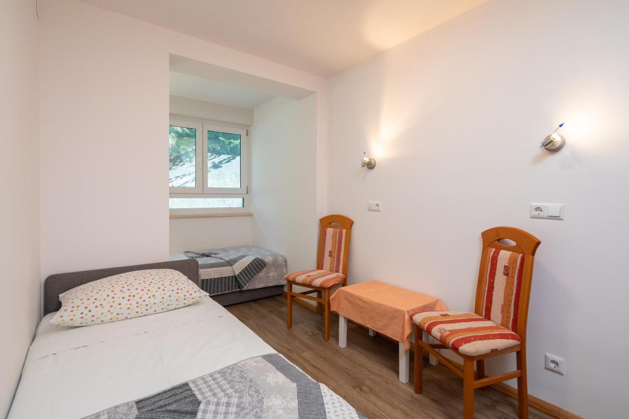 Sunny Vista Apartment Omis Bagian luar foto